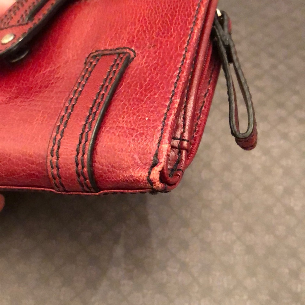 Kenneth Cole Wallet - Picture 5 of 5